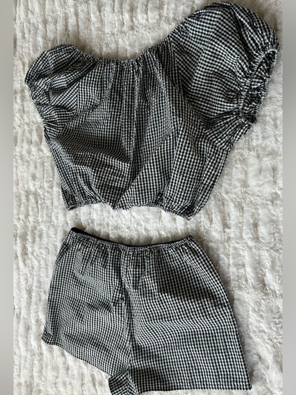 Doen Set Hilary Top and Larena La Maddalena Gingham Shorts - Picture 16 of 16
